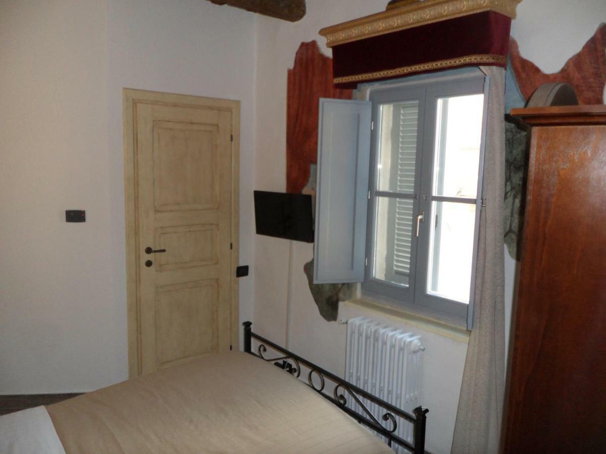 Affittacamere In Centro Gubbio Exteriör bild