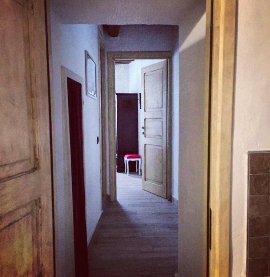 Affittacamere In Centro Gubbio Exteriör bild